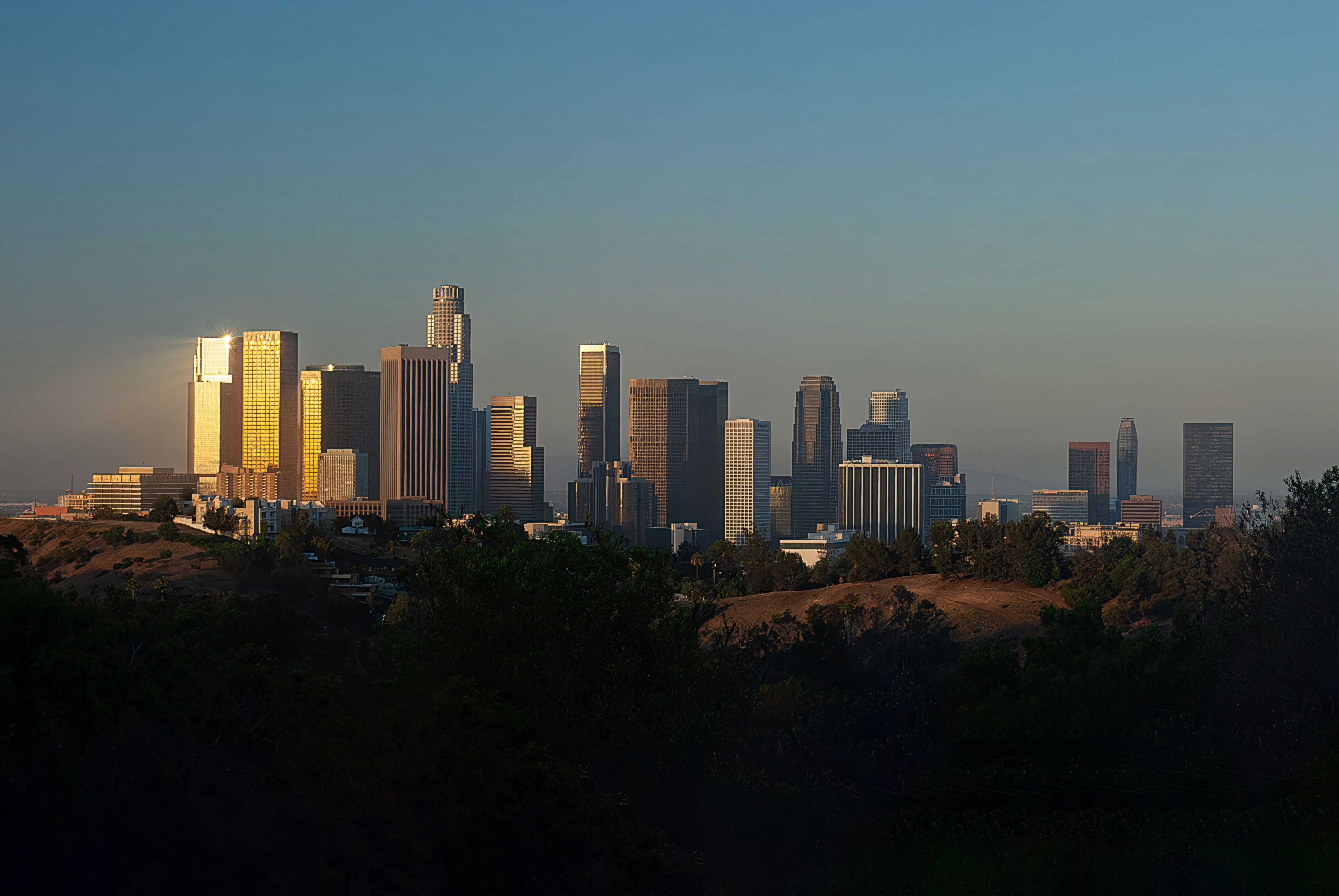 Sacramento, CA skyline — local weather forecast and conditions